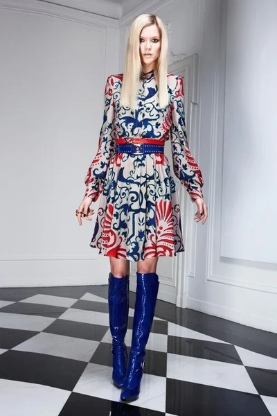 Look 11